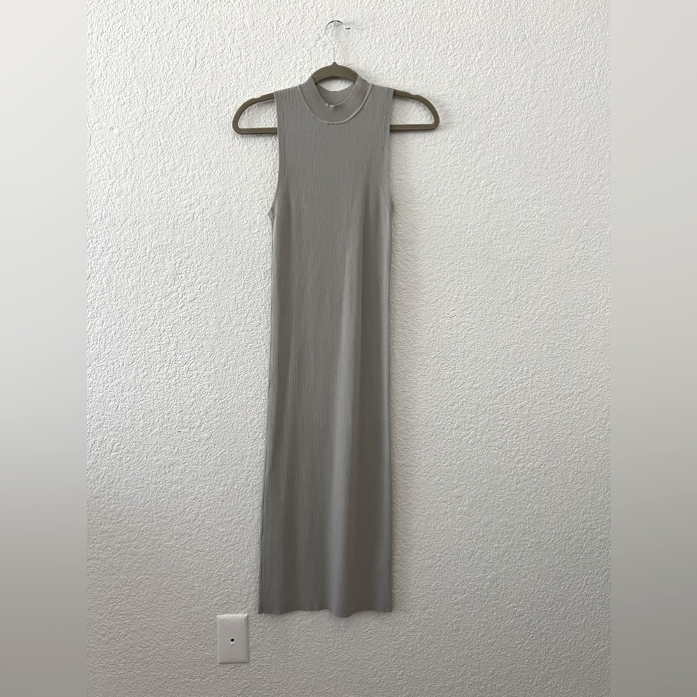 Zara midi dress size M